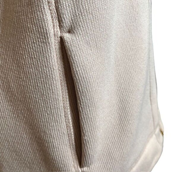 Calvin Klein Coat in Soft Pink with Gold Detail Zip and Chest Pocket Size Medium - Picture 5 of 12